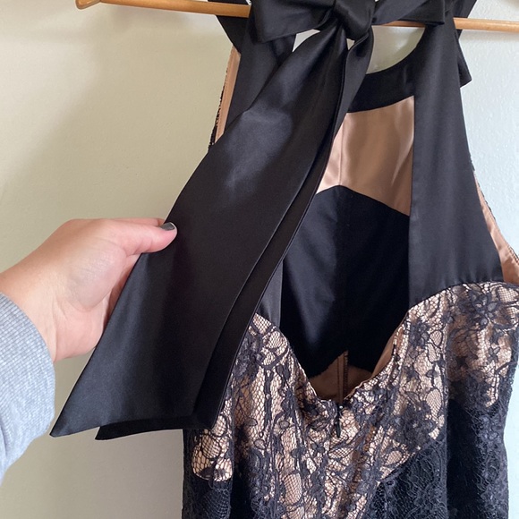 MAX AND CLEO ModCloth lacy party dress 14 - Picture 3 of 5